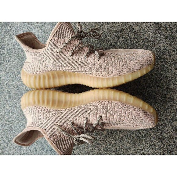 Yeezy Boost 350 V2 Synth Reflective - Picture 3 of 12